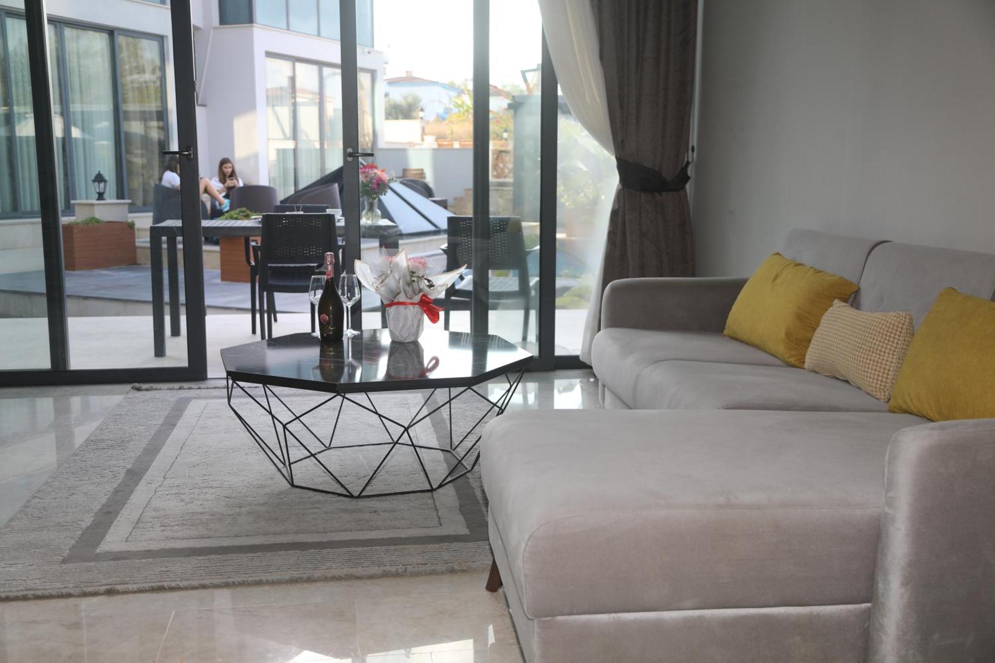 Del Mare Park Hotel Kyrenia  Exterior photo